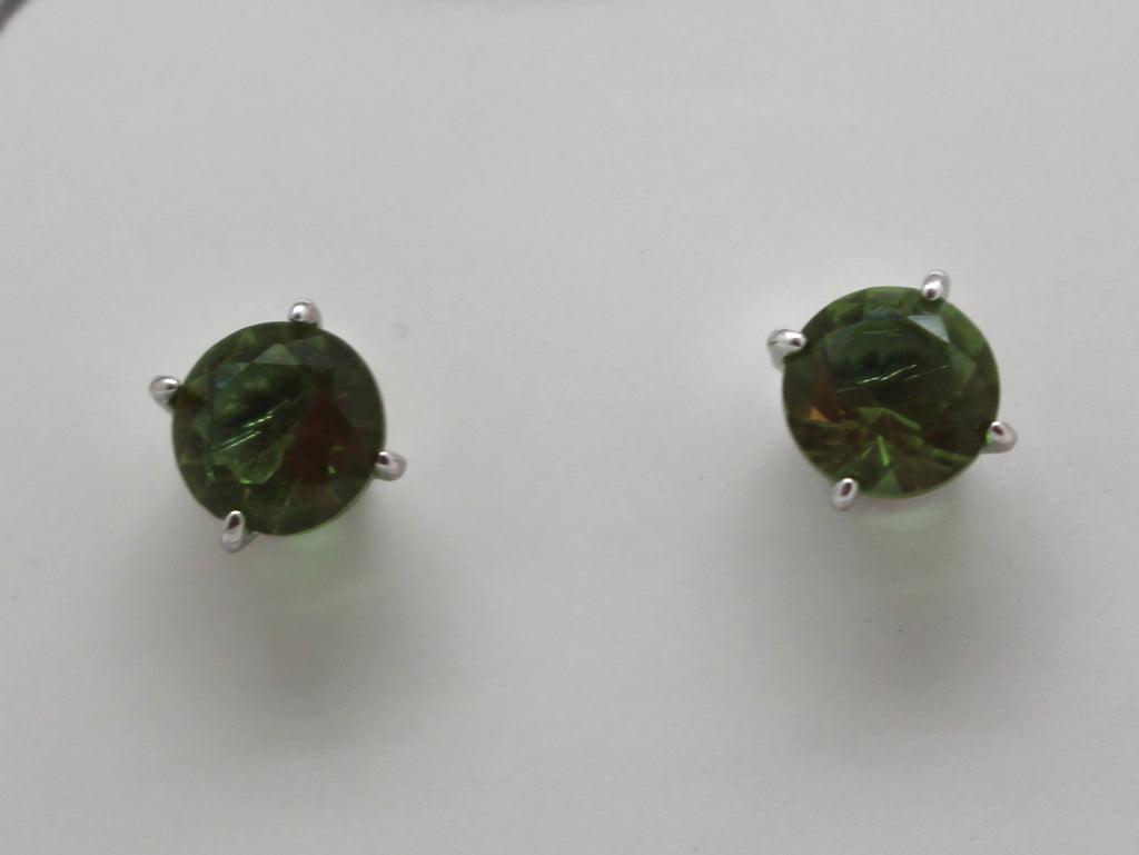 ZULTANITE COLOR CHANGING STERLING SILVER EARRINGS (ROUND)