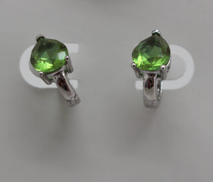 ZULTANITE EARRINGS, CUBIC ZIRCONIA STERLING SILVER, THE COLOR OF THE STONE CHANGES WITH DIFFERENT LIGHTING (PEAR SHAPE)