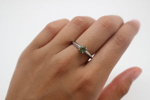 ZULTANITE RING, CUBIC ZIRCONIA STERLING SILVER, THE COLOR OF THE STONE CHANGES WITH DIFFERENT LIGHTING (ROUND SHAPE)