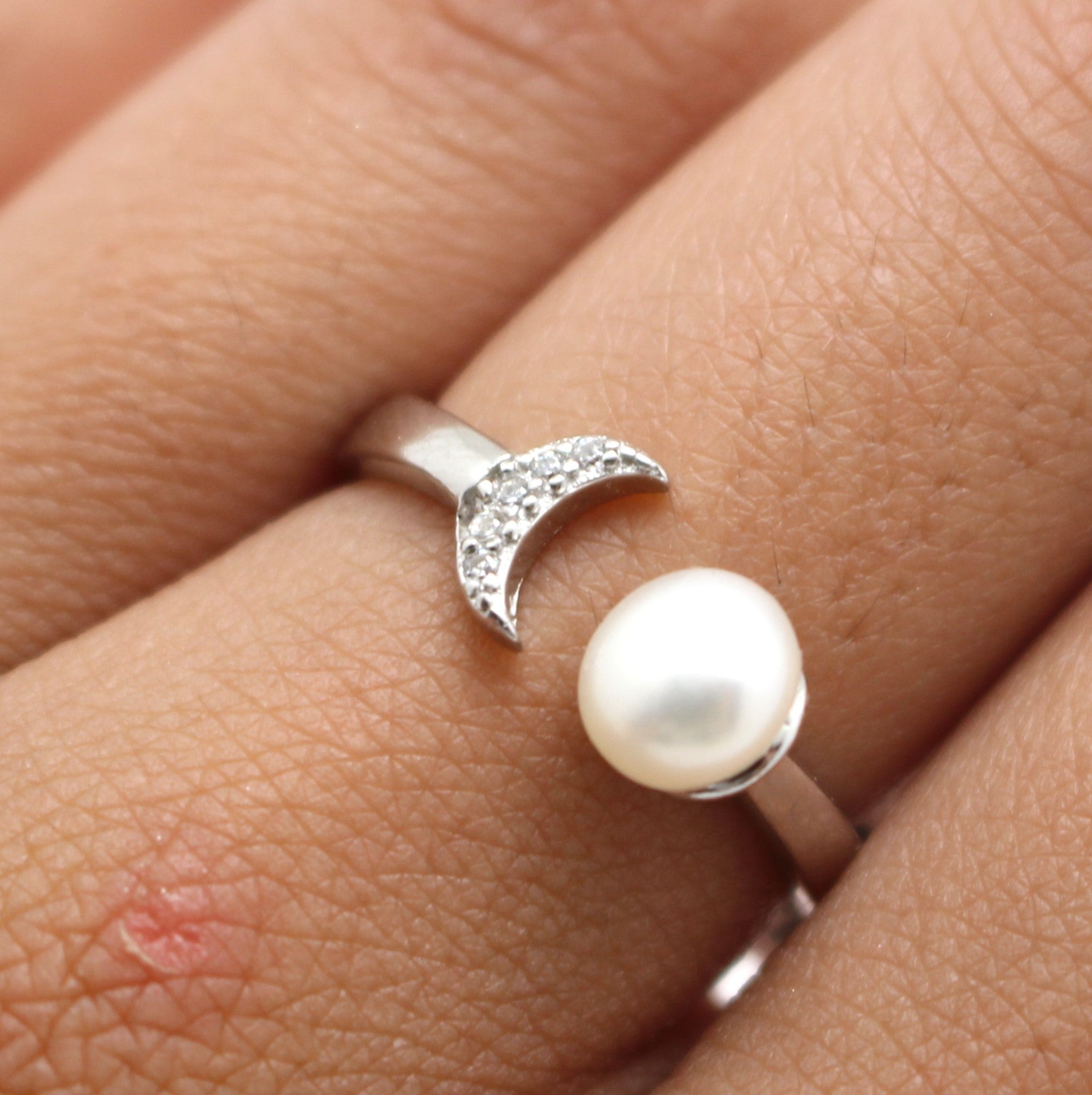 Sterling Silver Crescent Moon Ring with Pearl 6 / N/A