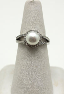 PEARL WITH CIRCLET STERLING SILVER RING (SMALL)