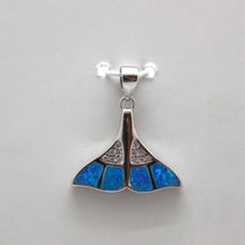 Load image into Gallery viewer, BLUE LAB OPAL STERLING SILVER PENDANT (TAIL)