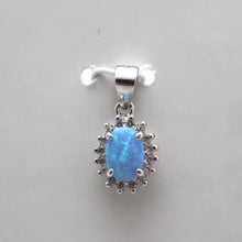 Load image into Gallery viewer, WHITE AND BLUE LAB OPAL STERLING SILVER PENDANT (OVAL)