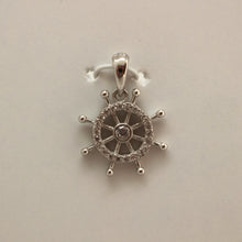 Load image into Gallery viewer, WHITE CUBIC ZIRCONIA STERLING SILVER PENDANT (HELM)