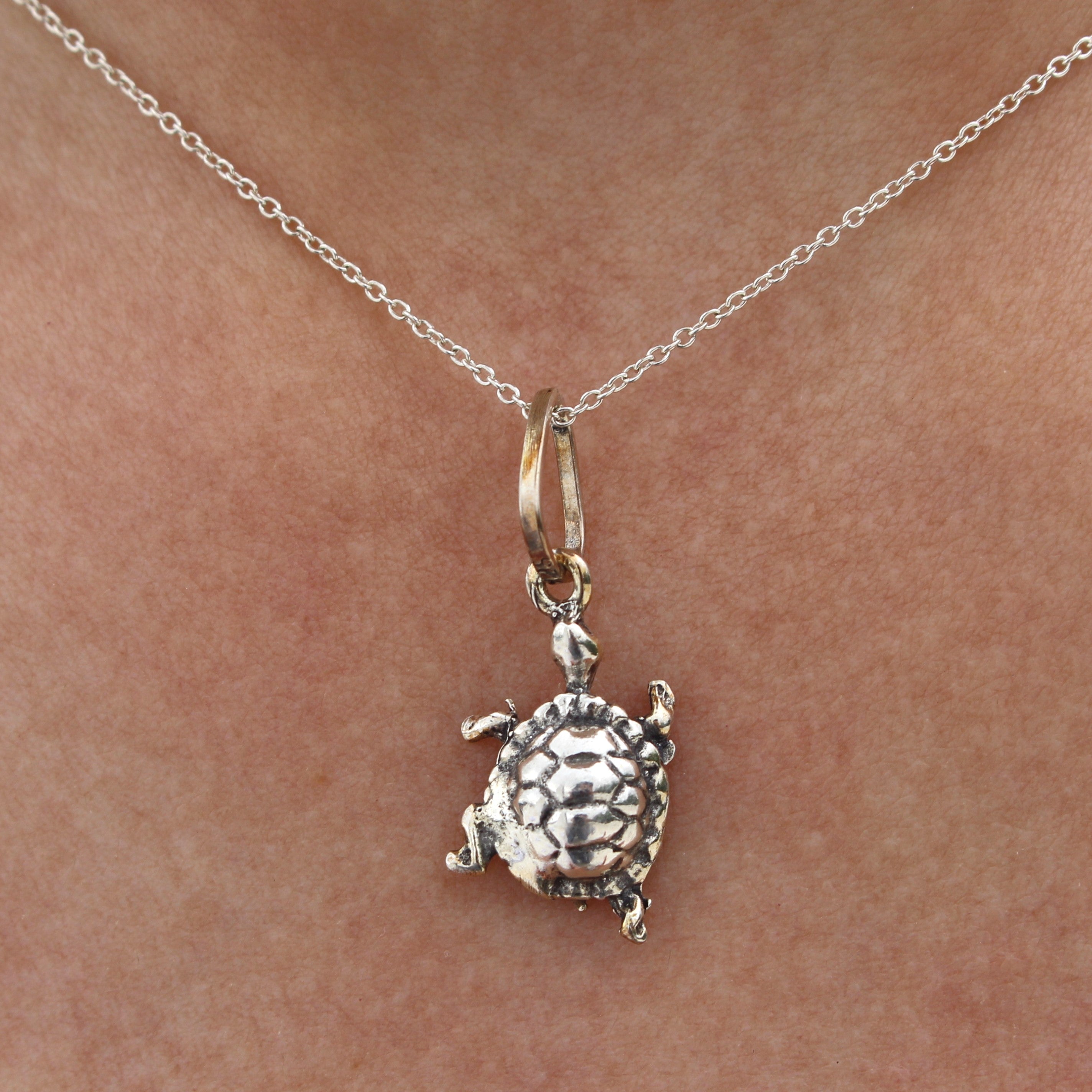 TURTLE STERLING SILVER PENDANT