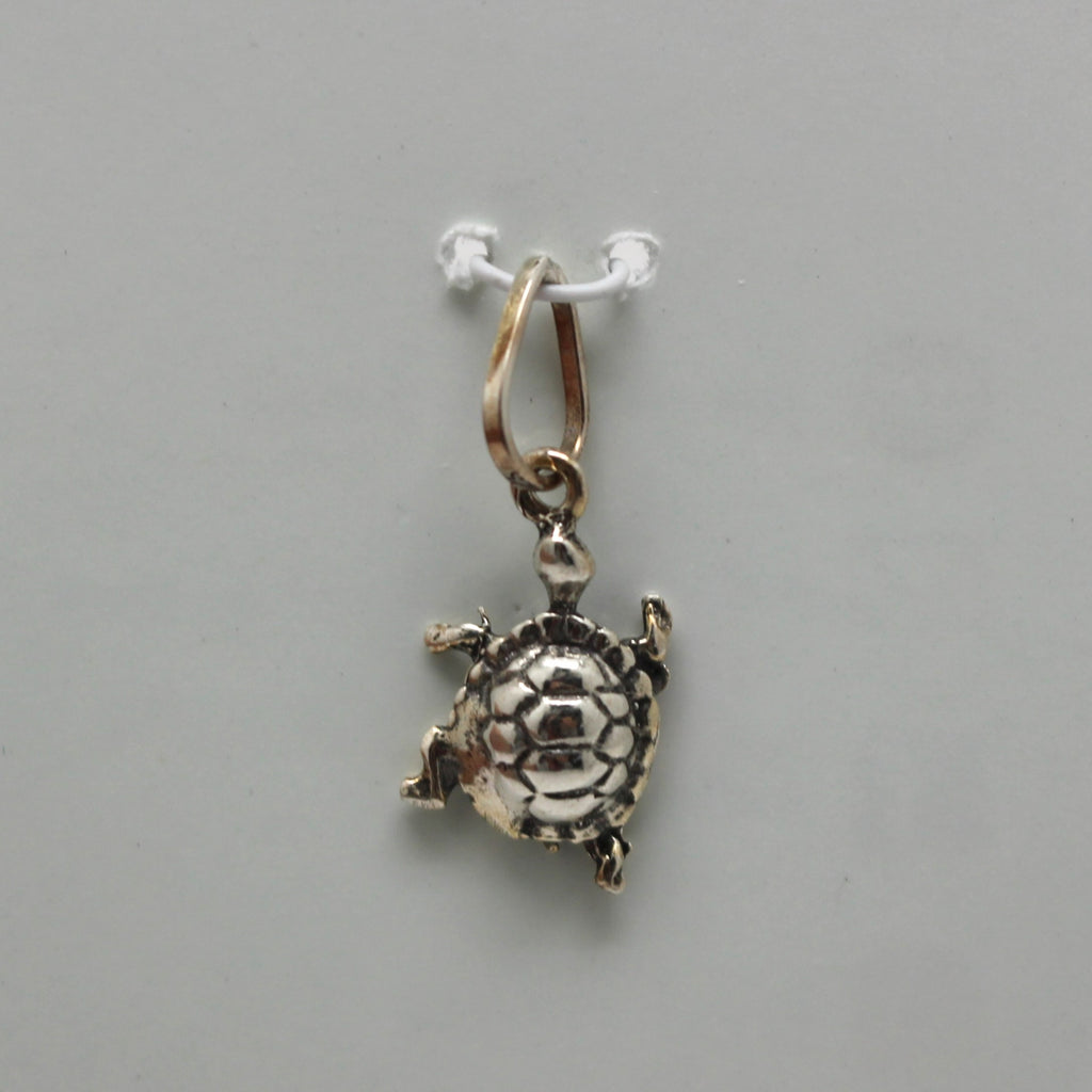 TURTLE STERLING SILVER PENDANT