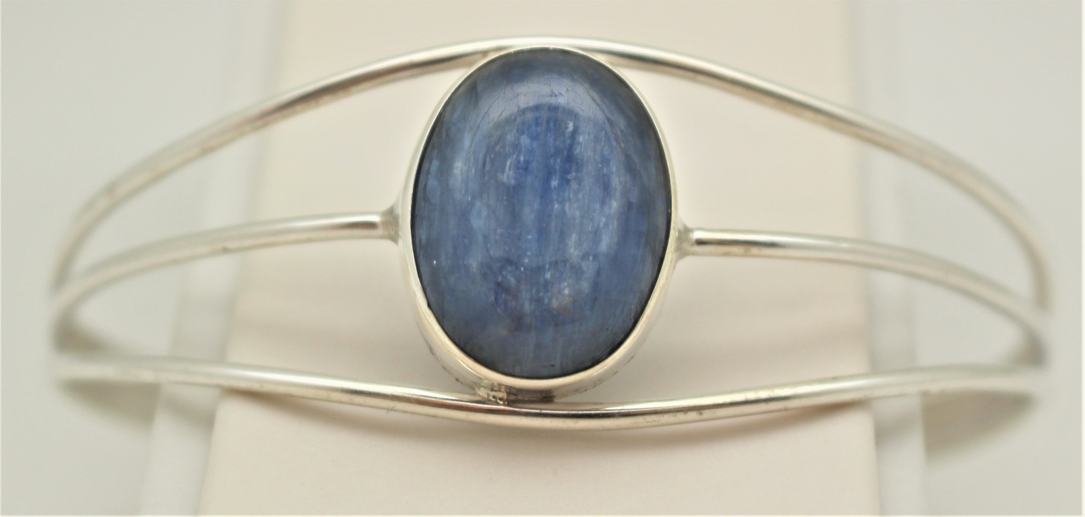 Kyanite Cuff - I1027