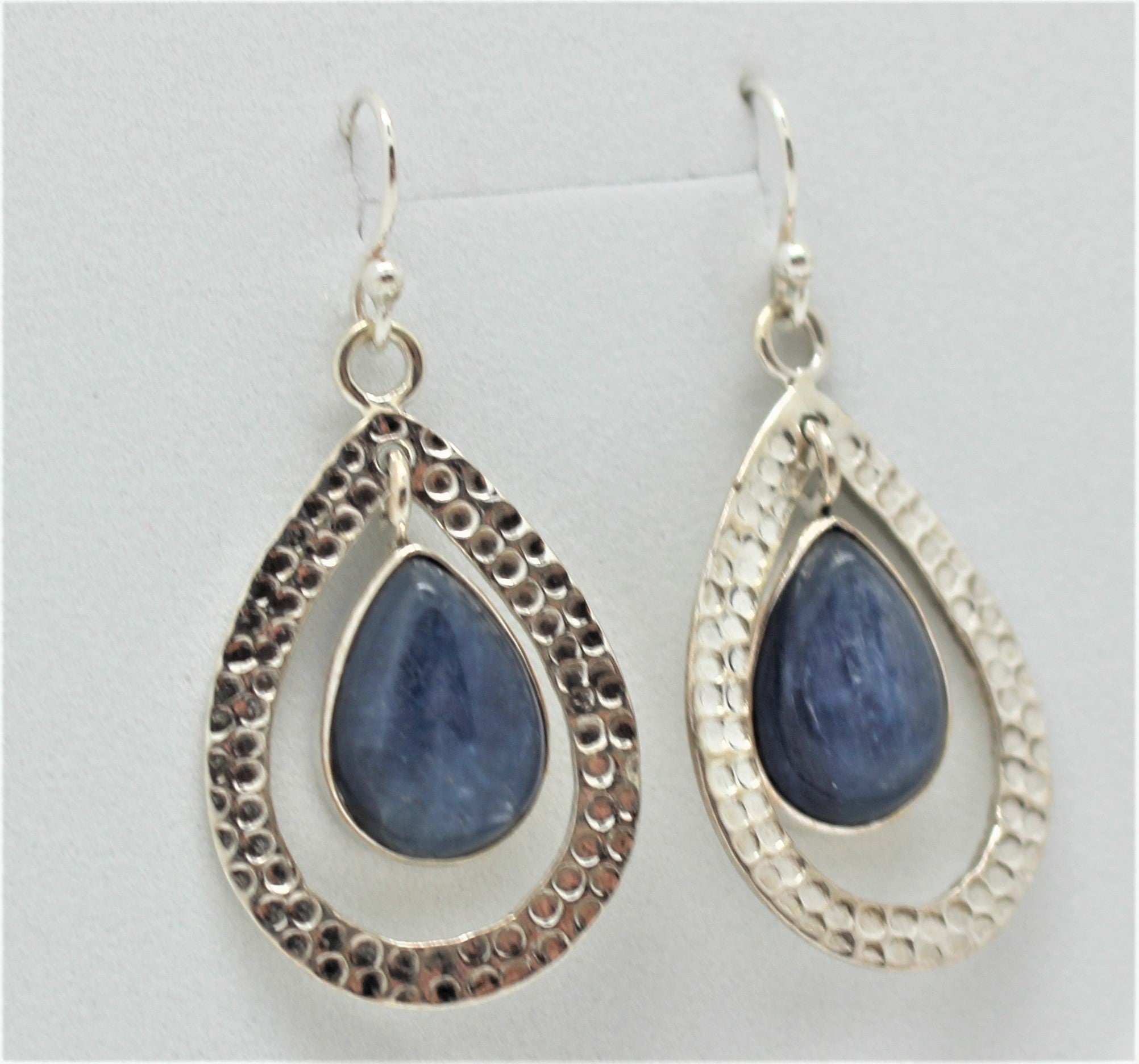 Kayanite Earrings - I1071