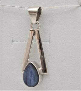 Kyanite Pendant - I1035