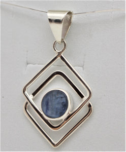 Kyanite Pendant - I1036