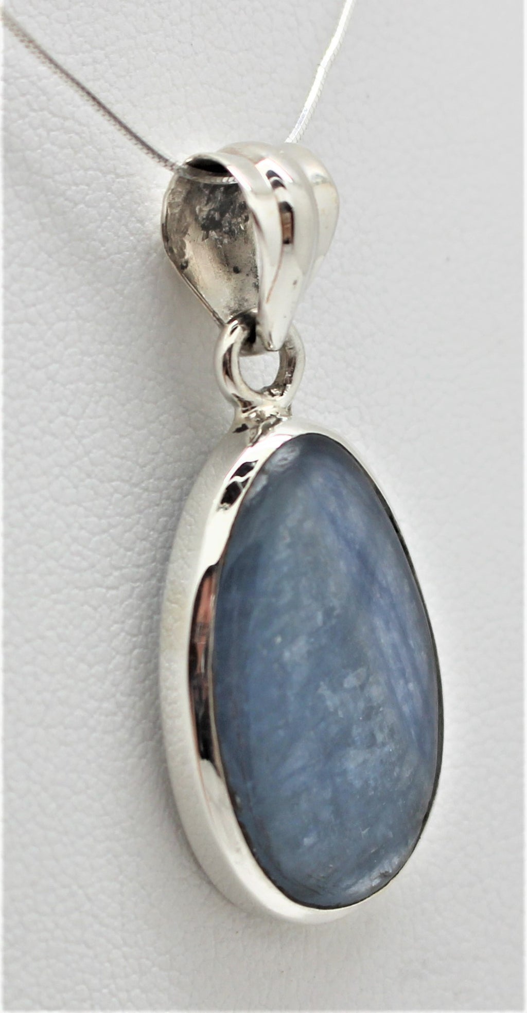Kyanite Pendant - I1087
