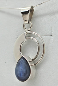 Kyanite Pendant - I1039