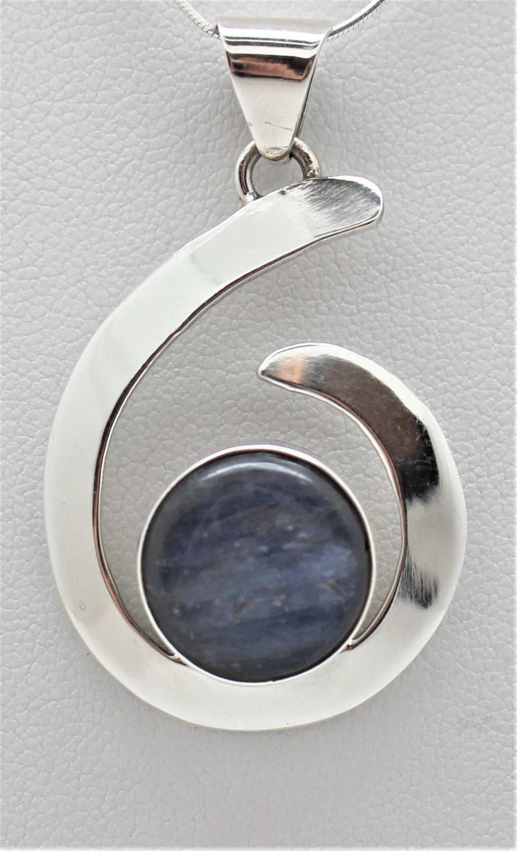 Kyanite Pendant - I1076