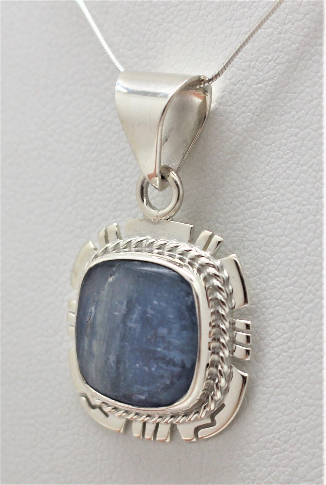 Kyanite Pendant - I1096