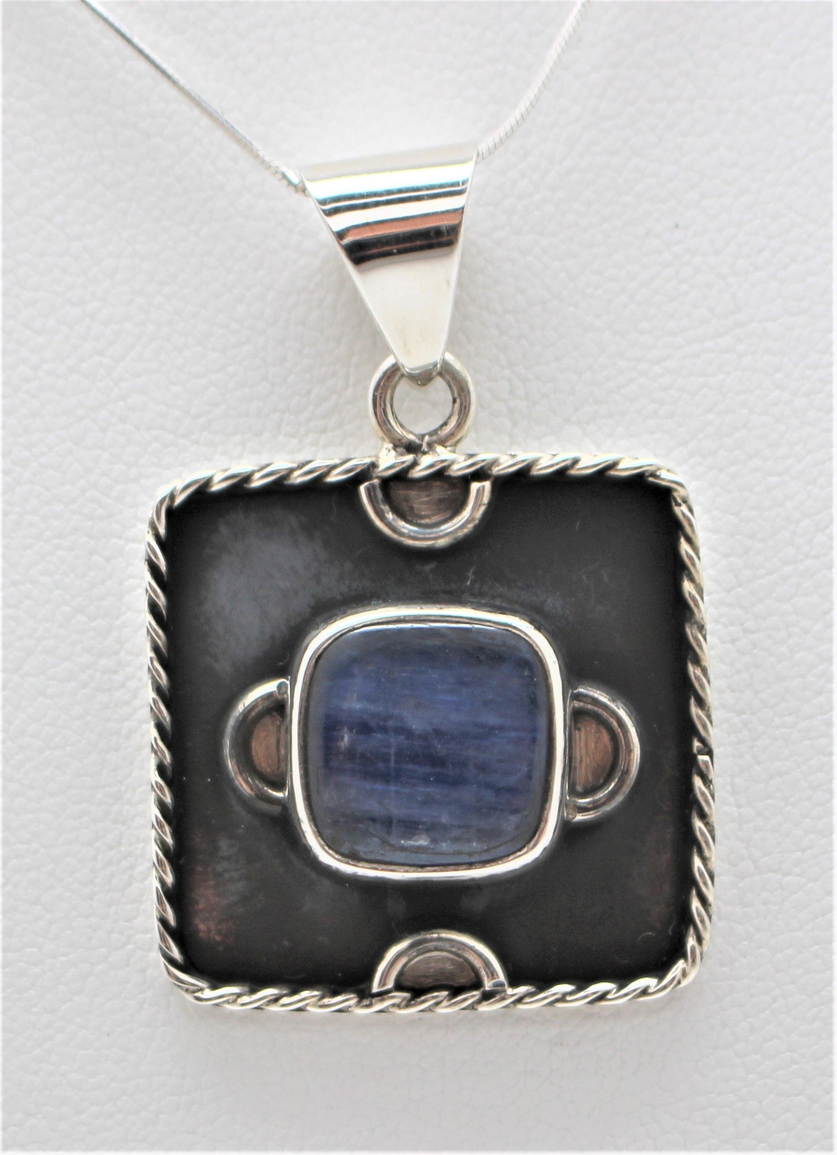 Kyanite Pendant - I1097