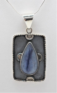 Kyanite Pendant - I1102