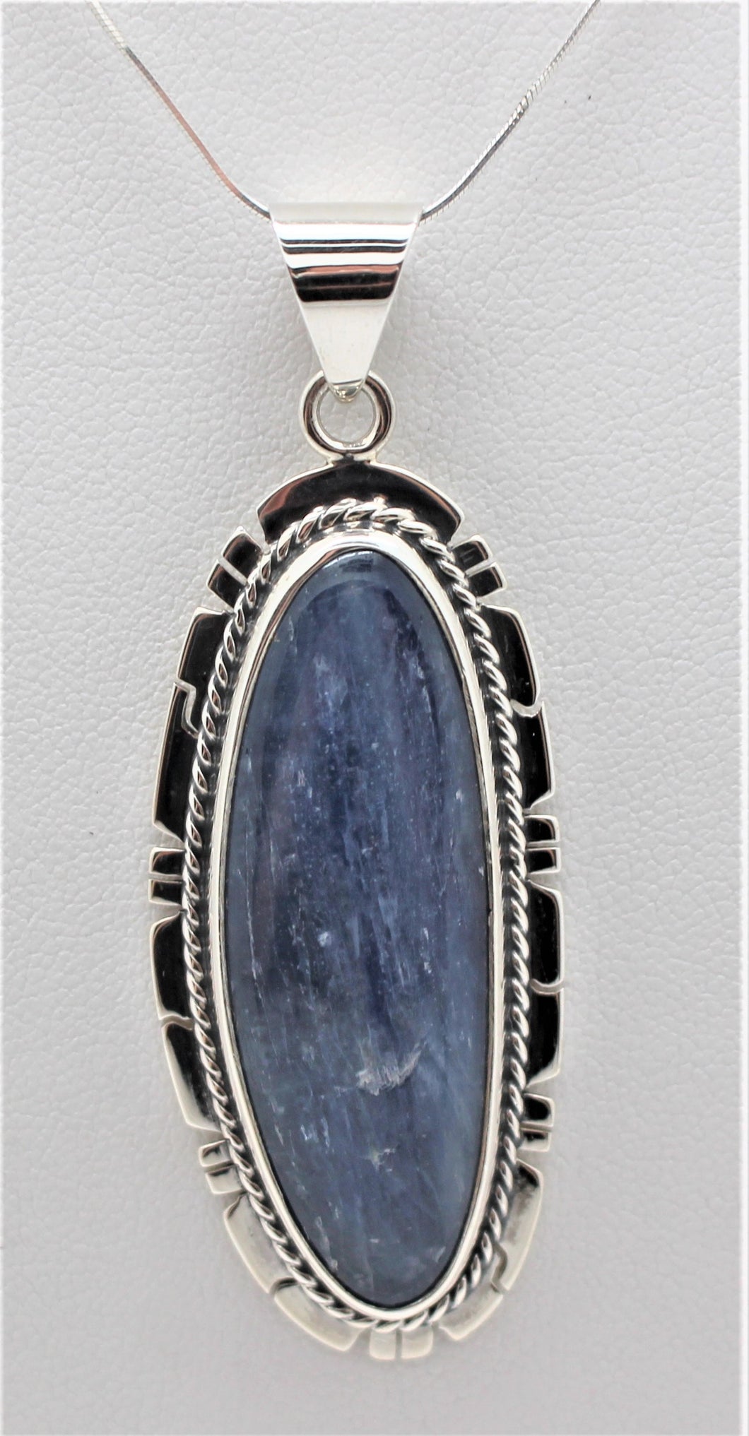 Kyanite Pendant - I1104