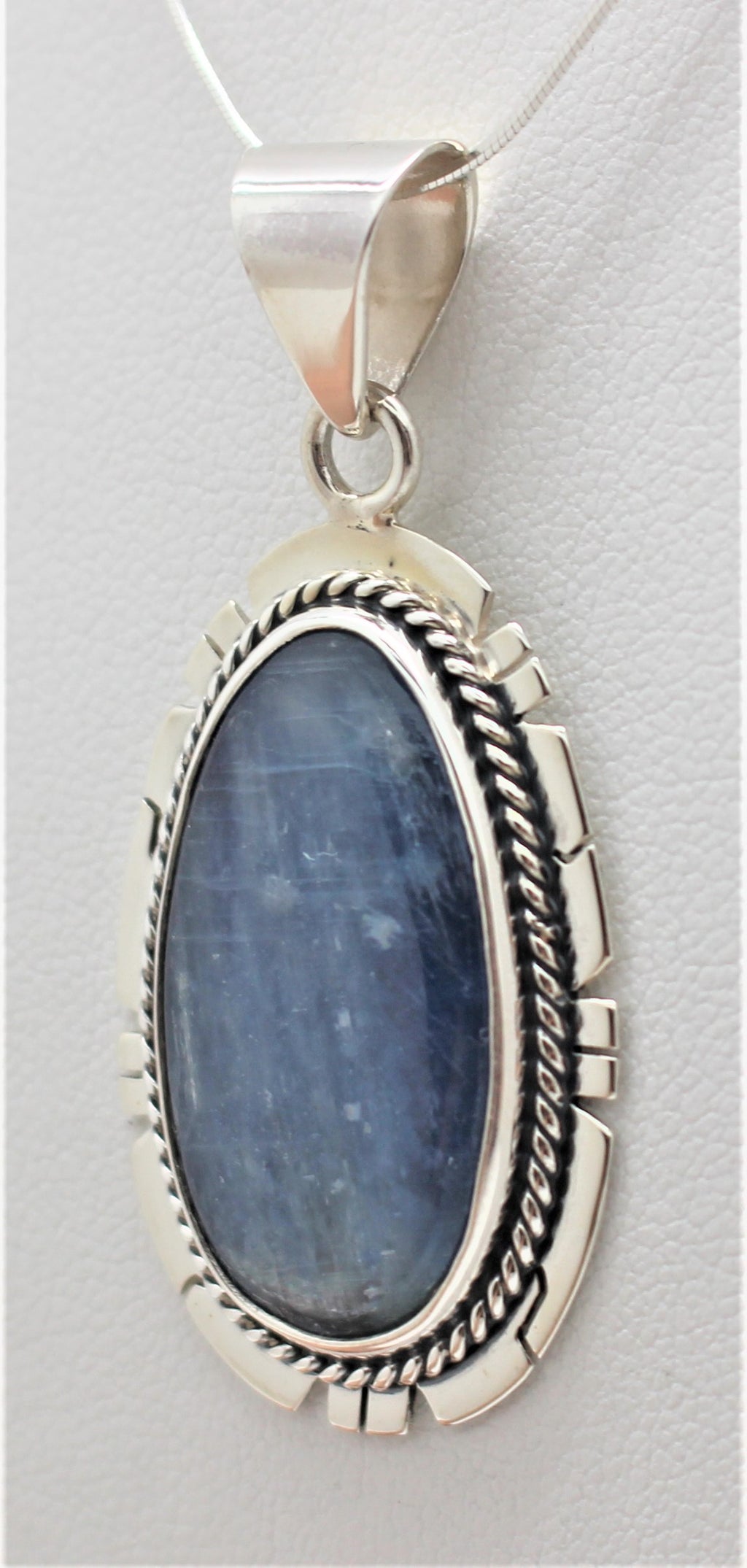 Kyanite Pendant - I1105